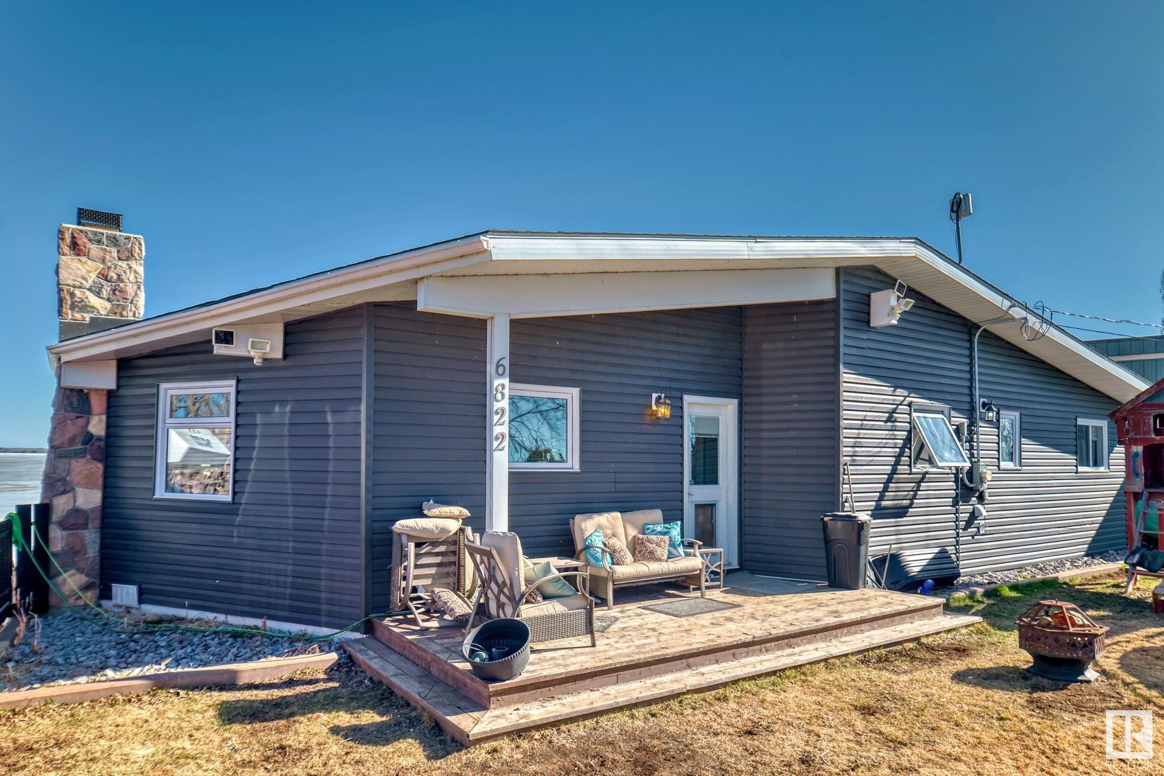 6822 50th Avenue, Rural Lac Ste. Anne County, Alberta, T0E 0A0