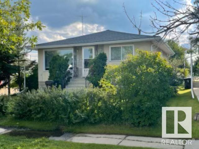 5210 48 Street, Barrhead, Alberta, T7N 1A3